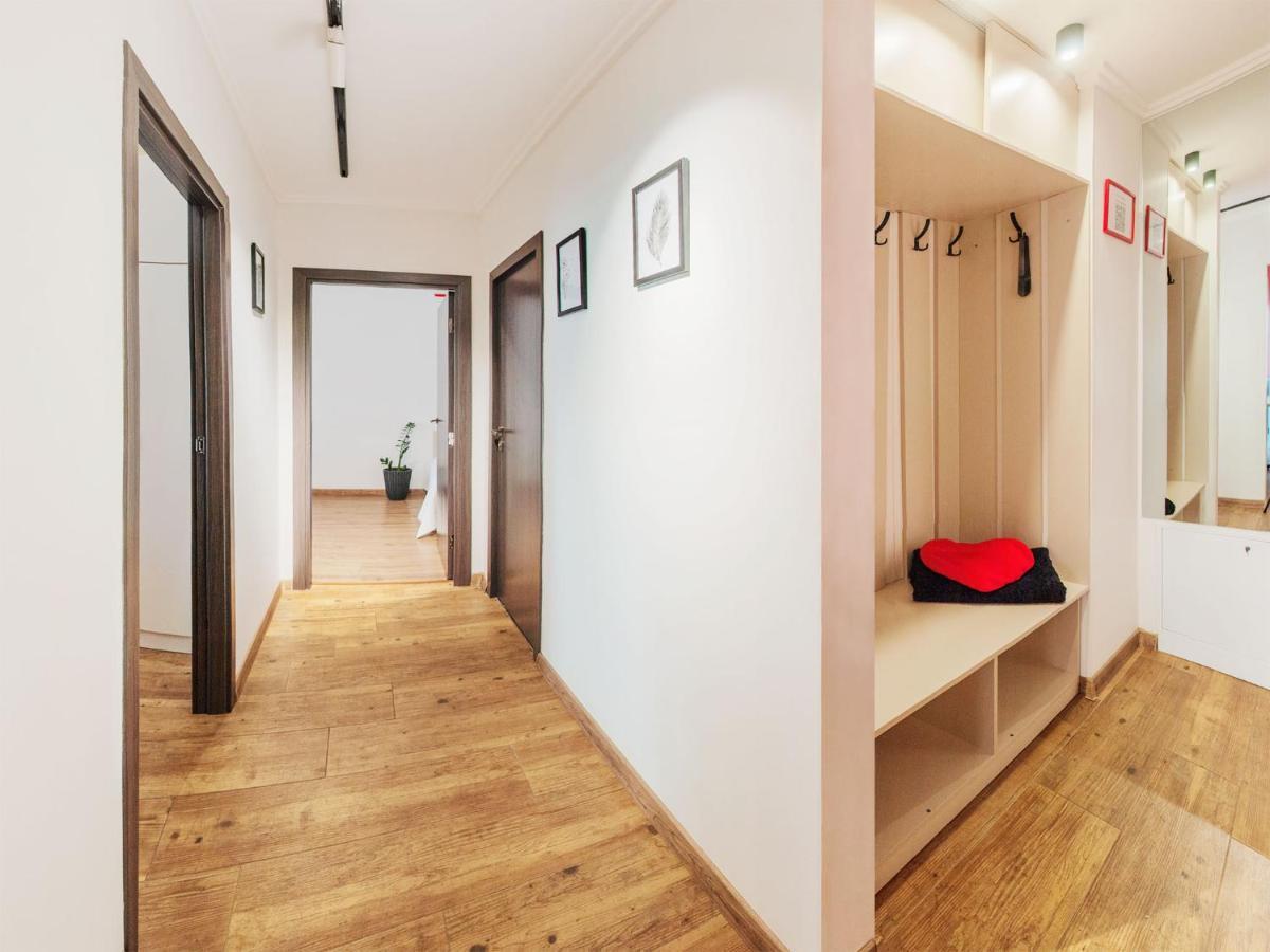 Monro Apartment ลวีฟ ภายนอก รูปภาพ