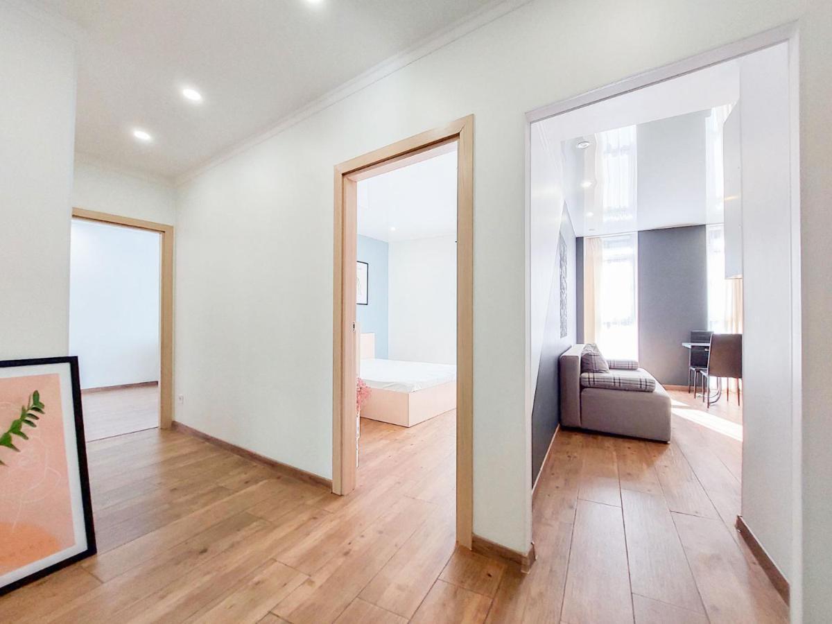 Monro Apartment ลวีฟ ภายนอก รูปภาพ